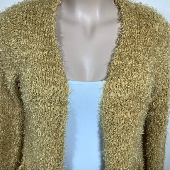 L Woven Heart Yellow Fuzzy Shrug Sweater Long Sleeve Large Stretch Open Front - Picture 2 of 7